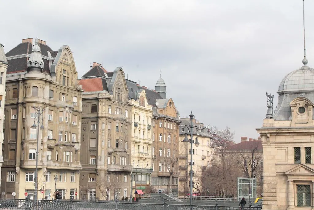 Budapest River Hotel Гостевой дом